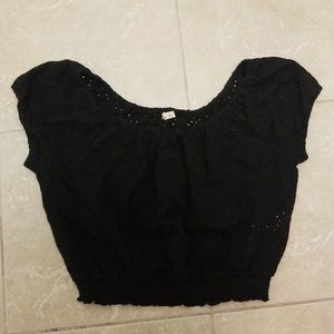 Hollister black crop top medium eyelet